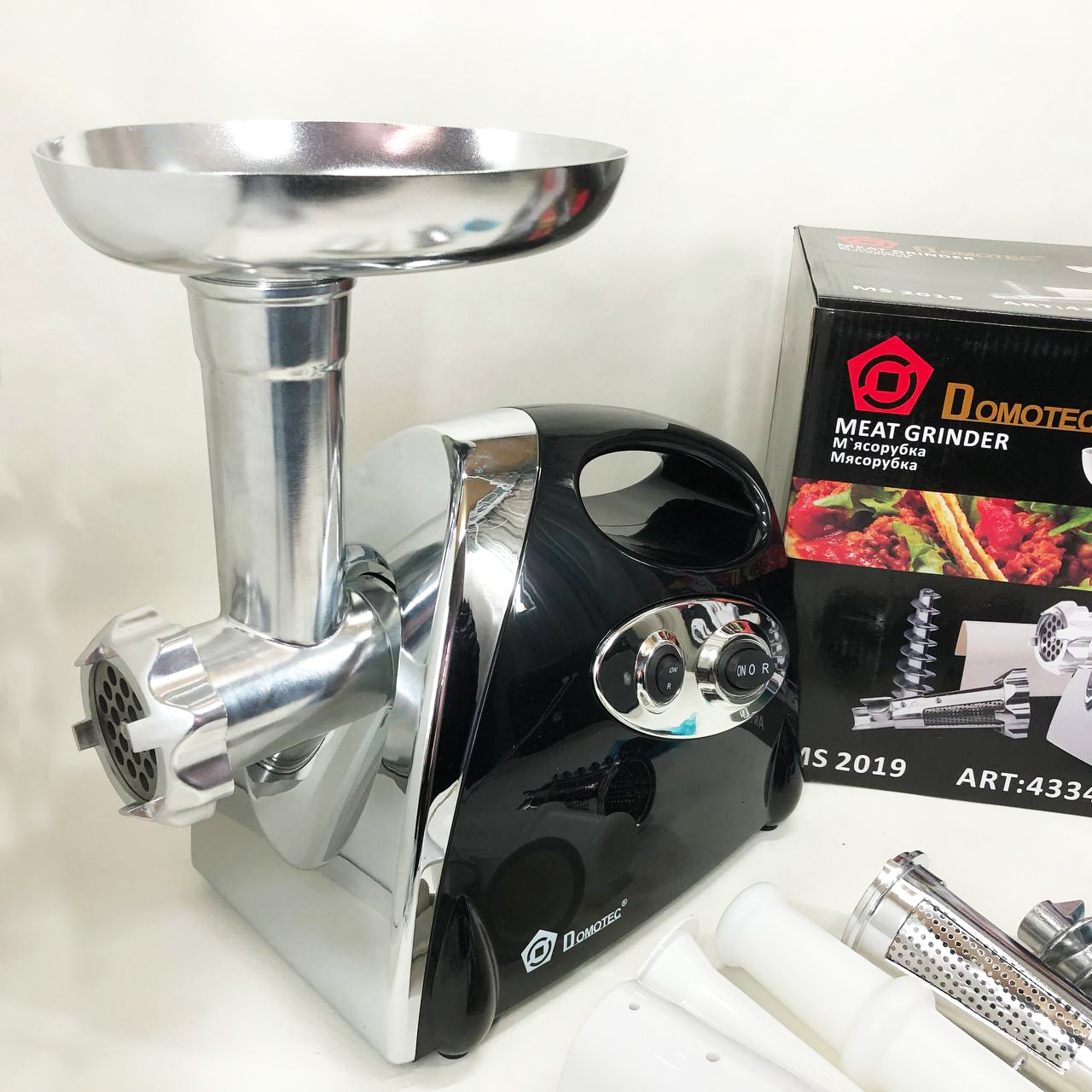 М'ясорубка електрична із соковижималкою Domotec MS-2019 2400 W. Колір: чорний - Зображення 3